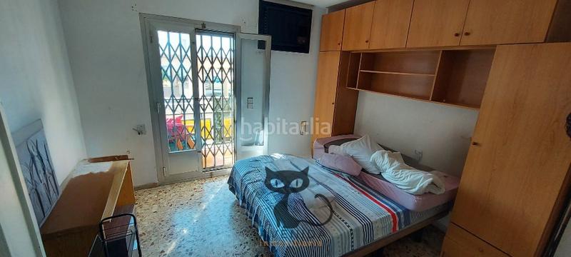 Foto 3e268549-cf5b-41c5-bad7-cd626d9f1ea9. Piso amplio piso reformado con terraza en zona universitaria – 170 m² en Catarroja