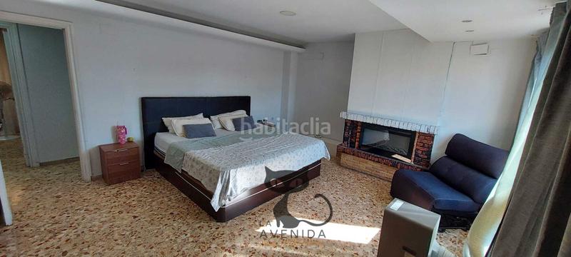 Foto 7bc2406b-5032-432a-8b3e-cc86633086a8. Piso amplio piso reformado con terraza en zona universitaria – 170 m² en Catarroja