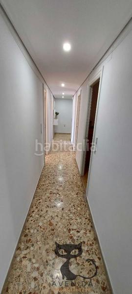 Foto 966b9eb4-2797-460e-9d82-8a75a09620e6. Piso amplio piso reformado con terraza en zona universitaria – 170 m² en Catarroja