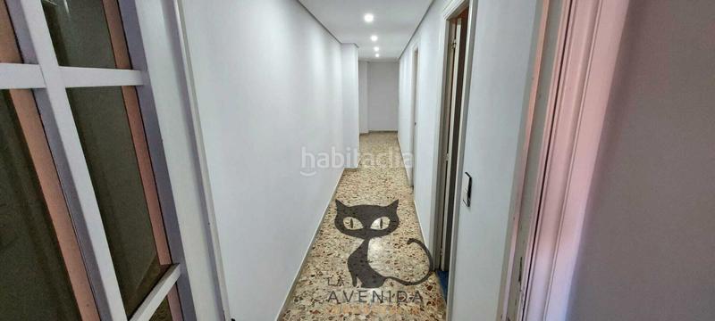 Foto d6df7f34-684a-4ae4-a79d-9d9b2685db18. Piso amplio piso reformado con terraza en zona universitaria – 170 m² en Catarroja