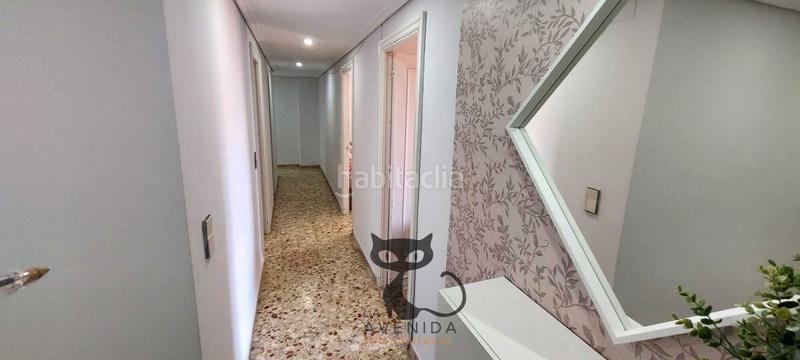 Foto fa1cc06a-52dd-4d45-96bd-d8d4e9dc9087. Piso amplio piso reformado con terraza en zona universitaria – 170 m² en Catarroja