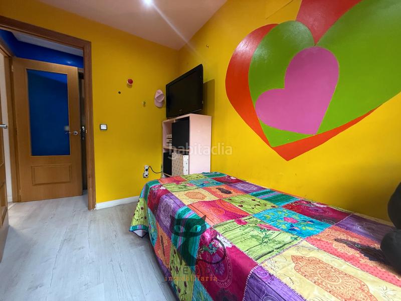 Foto d391e129-fb0c-4916-958d-d98f92fc2ea5. Flat with heating parking pool in Camí Reial Valencia