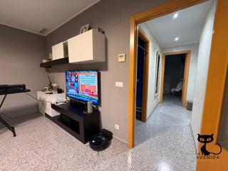 Appartement à Alfafar. Piso moderno  3h/2b + garaje + cargador eléctrico de coche