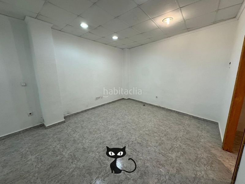 Foto 2fe2714b-a35f-4505-8e69-60644fae34a2. Local comercial a Catarroja