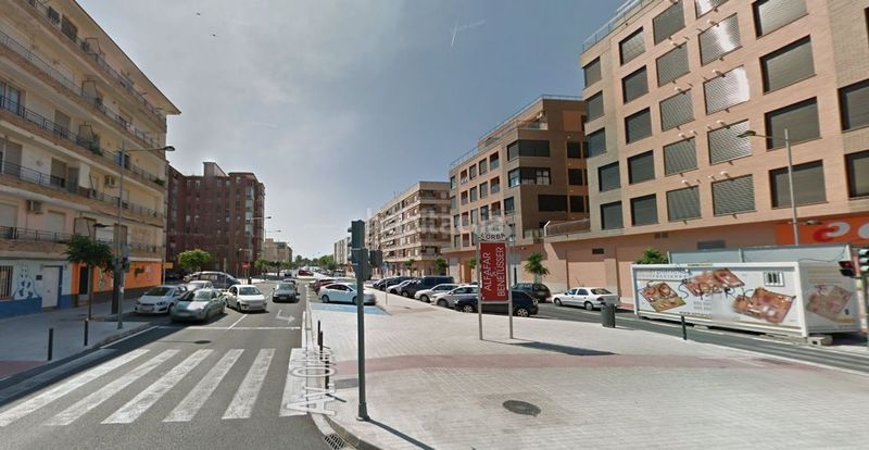 Foto dd479f2d-7455-4747-9e8e-e5aec330cdc5. Parking coche en Benetússer
