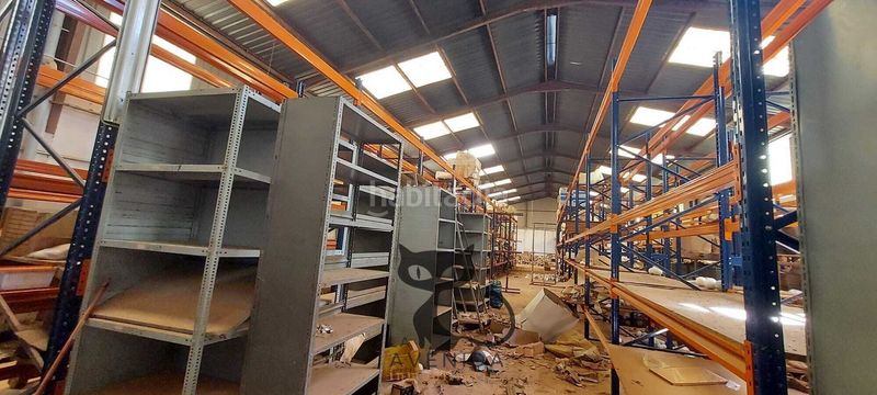 Foto d776fb94-0441-4364-8939-2ddf871a9478. Local commercial dans Real de Montroi