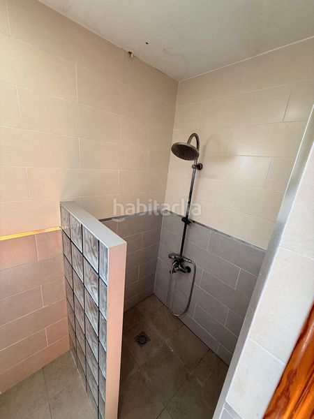 Foto 37790cd5-9b8a-41ec-87e2-2a52145ba0c2. Casa amb aparcament a Catarroja