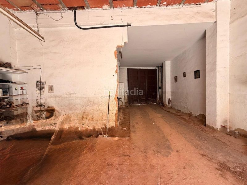 Foto 39e4bed8-7f73-454b-84c6-bf3b9e5b1127. Casa amb aparcament a Catarroja