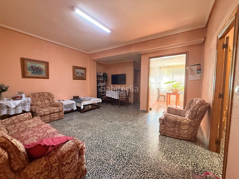 Foto 67e39ee1-43ec-4d62-ad5c-9f8683382994. Casa amb aparcament a Catarroja