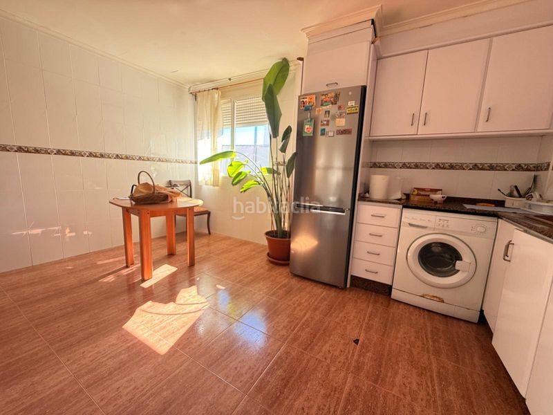 Foto dc3a39ec-44f5-450e-b848-315f5baaa6b0. Casa amb aparcament a Catarroja