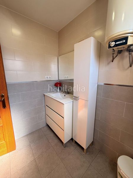 Foto f475a68c-c356-4f6b-8941-7b847800f1a5. Casa amb aparcament a Catarroja