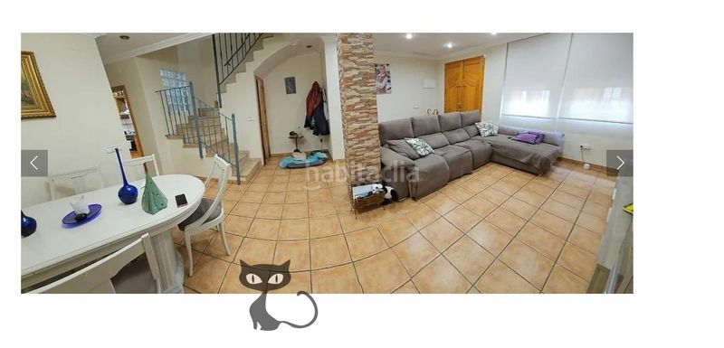 Foto d8a78dd8-76c0-435e-a165-6527729a400b. Xalet a Albal