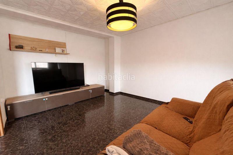 Foto 6074feef-8c75-4cf5-9ed4-94638fbc5484. Pis a Alfafar