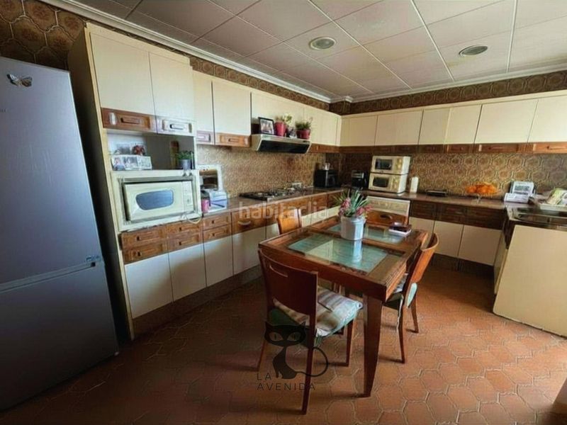 Foto 0faee8b5-0c3e-40cf-8baf-93132cb8332c. Pis a Benetússer