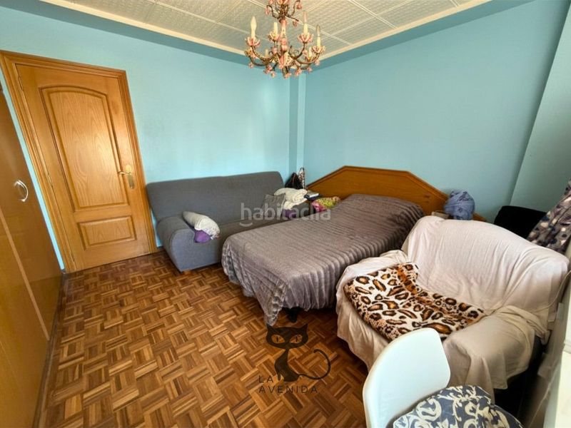 Foto 316063f5-3a5d-44ed-bb3c-c09a3bebbe56. Pis a Benetússer