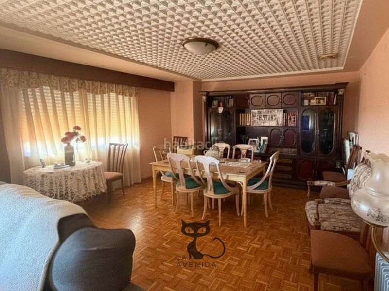 Foto 3263739b-2948-4f73-b36a-027903c09c00. Pis a Benetússer