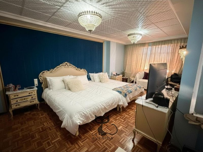 Foto 335e74b2-f849-4737-82cb-1099ed582628. Pis a Benetússer