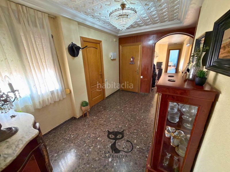 Foto 93138544-6604-45d1-ac3a-a9994cd40f10. Pis a Benetússer