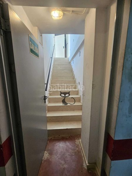 Foto d95da00c-d03f-4e57-8ad9-e7bd68050f40. Aparcament cotxe a Alfafar