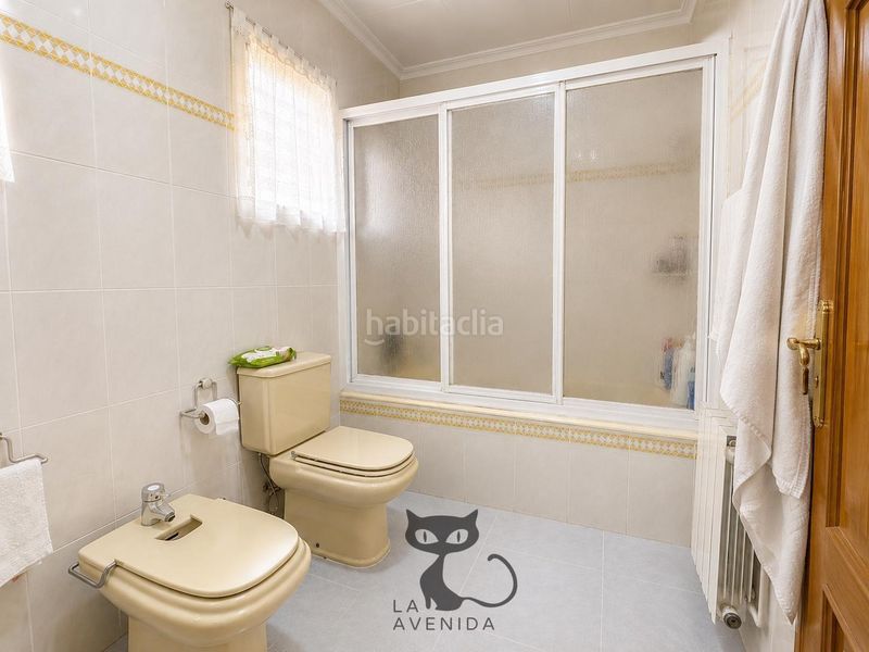 Foto fb58877a-070a-41f1-a862-94f21744a84a. Casa adossada amb calefacció aparcament a Massanassa