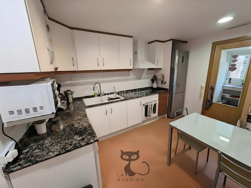 Foto fcd1ced2-a998-40d5-abb1-293158add9fe. Apartament amb calefacció aparcament a Massanassa