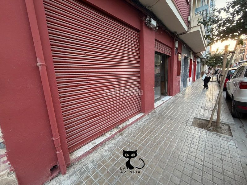 Foto ed43b827-b9aa-4ba8-9c89-b782364224ac. Local comercial a Benetússer
