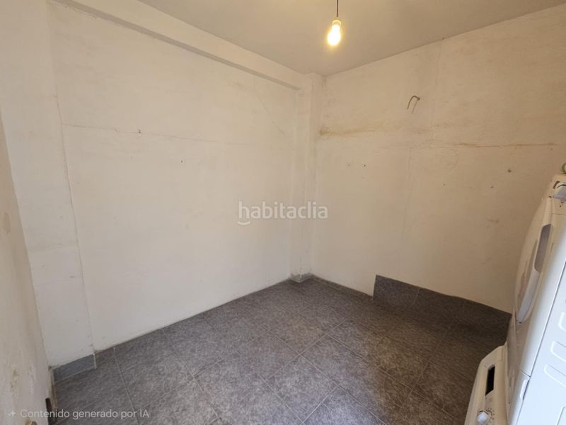 Foto bf57c551-3cf3-443d-8a70-a4aeda710c88. Casa a schiera in calle mariano benlliure 8 in Benifaió