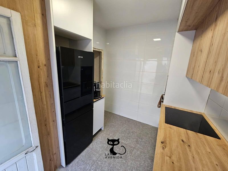 Foto c605a259-f39e-4fae-9f6f-6aec69b1f64d. Casa a schiera in calle mariano benlliure 8 in Benifaió
