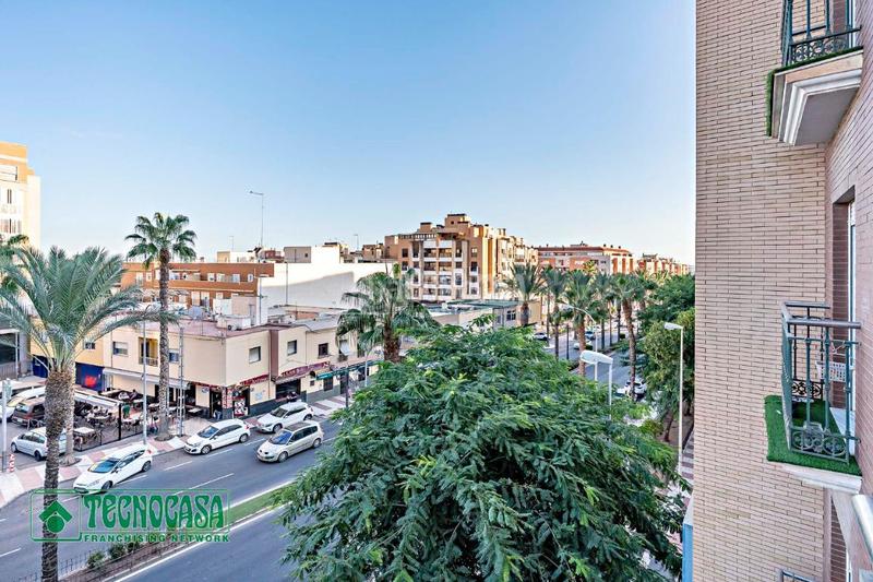 Foto a66dd9d4-5c5c-4ffb-9622-80f08a6dc2e6. Piso  en venta aguadulce en El Parador de las Hortichuelas Roquetas de Mar