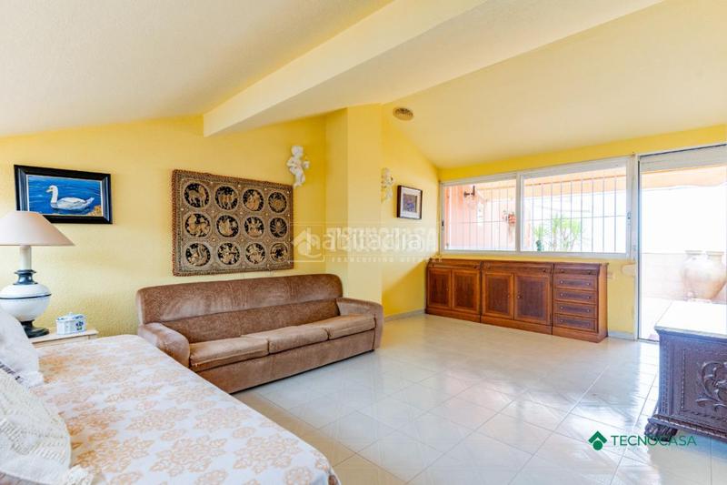 Foto 5388a2b6-bf89-4768-9e56-2e0486f0bf5f. Maison jumelée avec parking dans El Puerto Roquetas de Mar