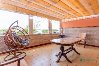 Maison jumelée à El Puerto. Casa en venta en roquetas de mar  aguadulce