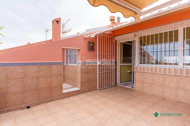 Foto fc2407a5-ac67-412a-afde-206ade4b29dc. Maison jumelée avec parking dans El Puerto Roquetas de Mar