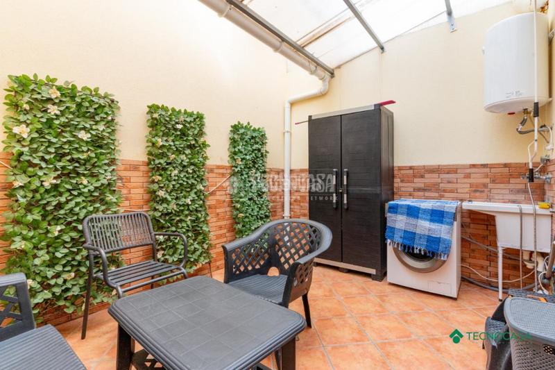 Foto e0f16223-60d5-4791-85ac-7da1c4b4c0a5. Casa aparellada amb aparcament a Aguadulce Norte Roquetas de Mar