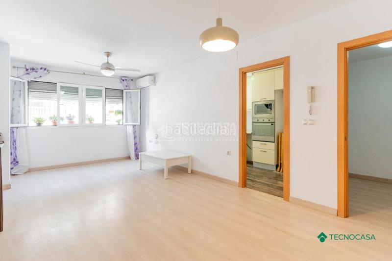 Foto 1d89b232-8c52-4035-9270-013ed75175f7. Pis amb aparcament a El Puerto Roquetas de Mar