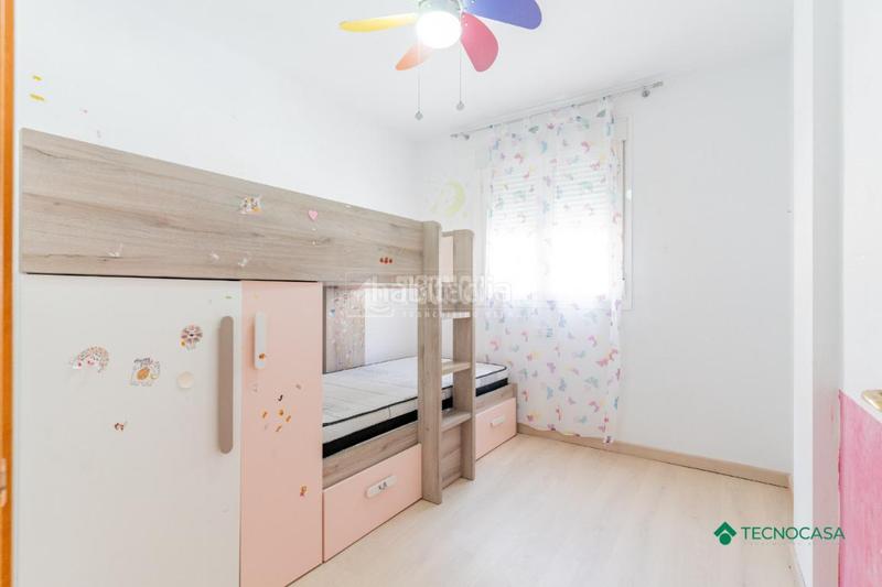 Foto 43cef349-61b9-4fb3-a7f4-a8fc88918e06. Pis amb aparcament a El Puerto Roquetas de Mar