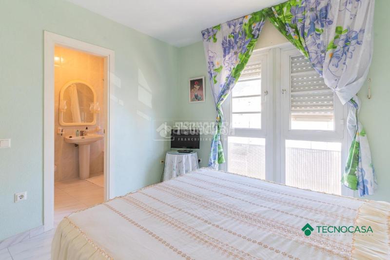 Foto 045a9b83-f163-4c85-a45a-c0d48e0c2b95. Casa bifamiliare con parcheggio in Aguadulce Sur Roquetas de Mar