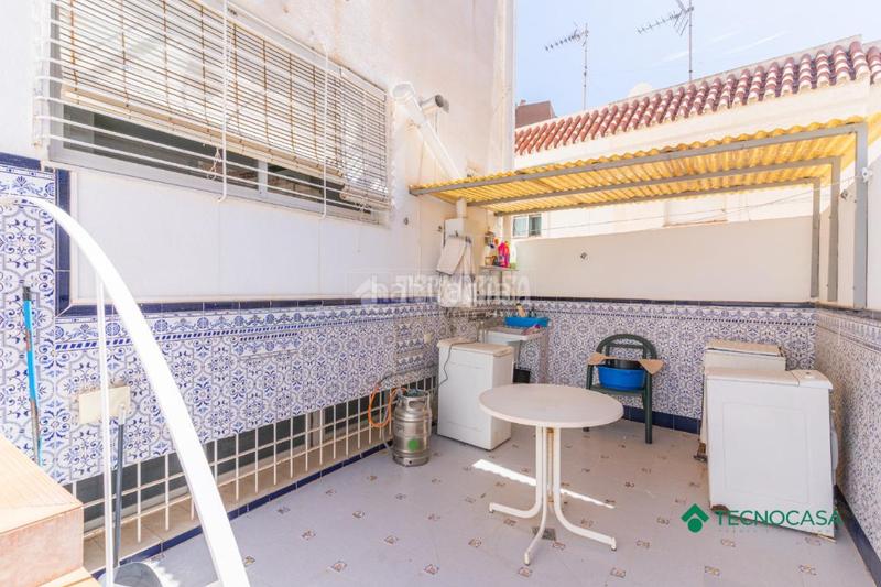 Foto 52e10088-fb00-40ab-a757-8ff51bcced90. Casa bifamiliare con parcheggio in Aguadulce Sur Roquetas de Mar