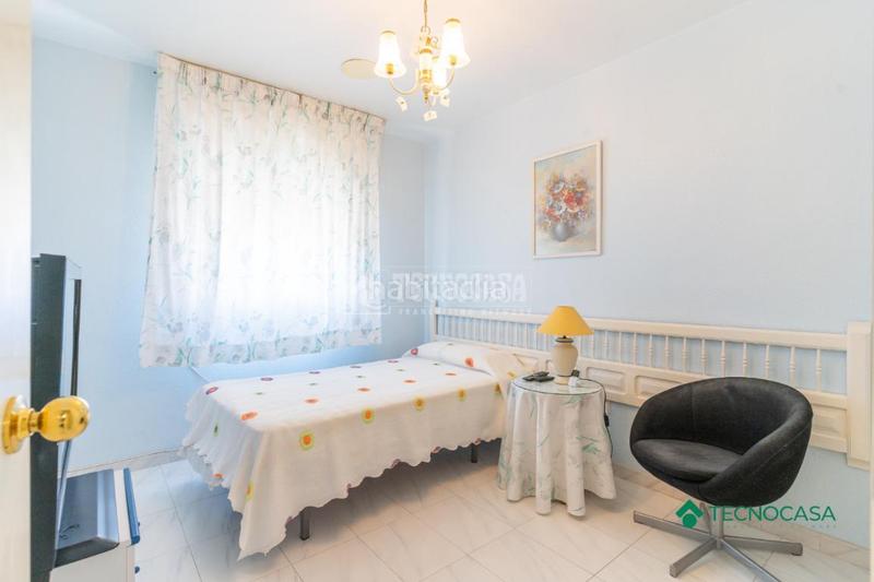 Foto 7b3d34d4-865b-42e2-aca4-339890f10927. Casa bifamiliare con parcheggio in Aguadulce Sur Roquetas de Mar