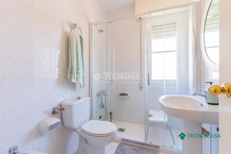 Foto b181ddf8-532a-4dd8-9441-83314020a7c4. Casa bifamiliare con parcheggio in Aguadulce Sur Roquetas de Mar