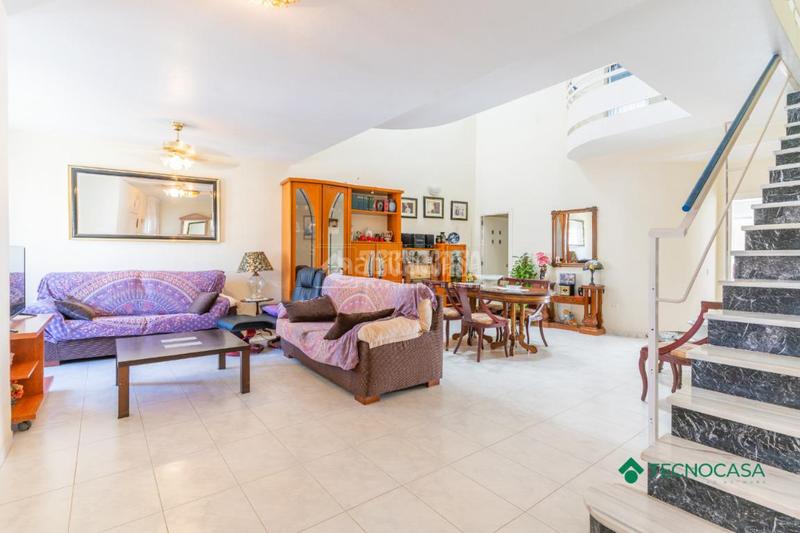 Foto c3551ddd-8083-483a-957e-e4fa51cbe55e. Casa bifamiliare con parcheggio in Aguadulce Sur Roquetas de Mar