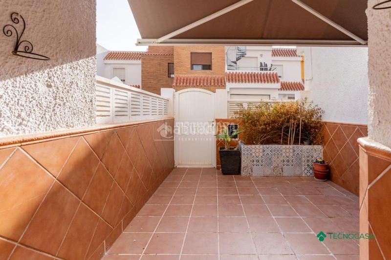 Foto b7be0b83-531c-46ad-bfc8-7e41cbfad016. Casa pareada casa en venta aguadulce en Aguadulce Sur Roquetas de Mar