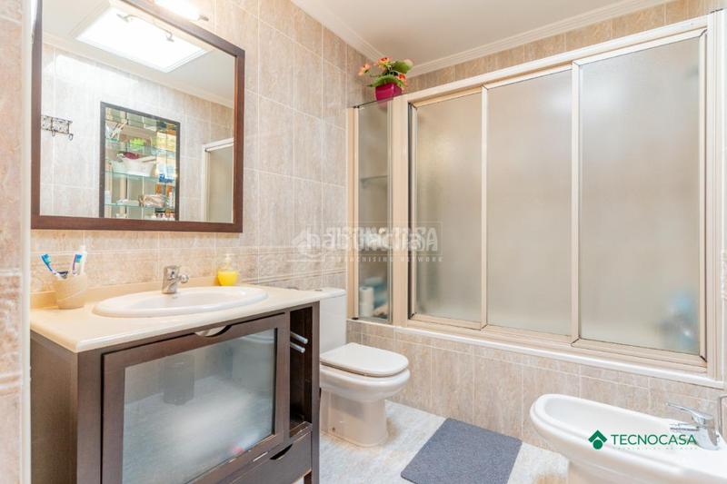 Foto 03db2fa8-f49b-4010-b38d-437e5b37cd0a. Casa bifamiliare in Aguadulce Norte Roquetas de Mar