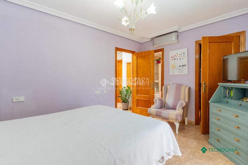 Foto 7b955135-7858-4c17-b78c-53c3cc05c757. Casa bifamiliare in Aguadulce Norte Roquetas de Mar