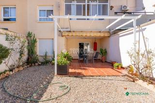 Casa aparellada a Aguadulce Norte. Casa en venta en roquetas de mar  aguadulce