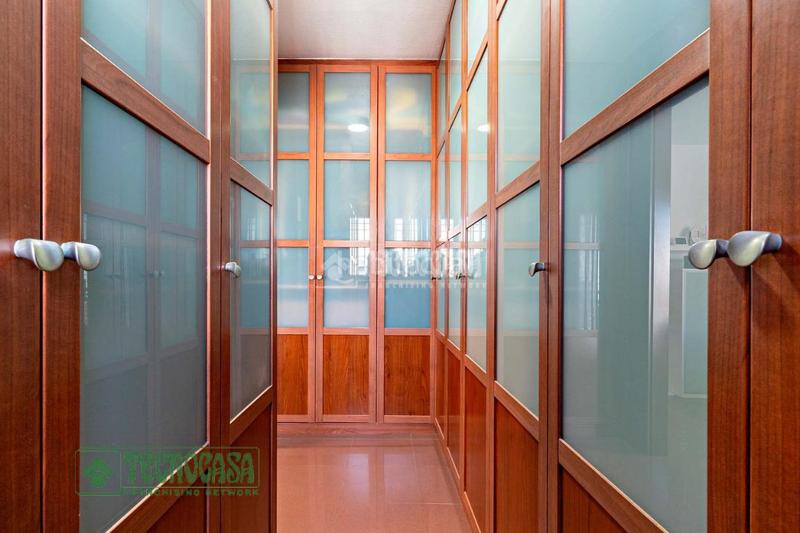 Foto 5481575f-51ab-4c54-9d36-2d73450f8127. Maison jumelée avec parking dans Aguadulce Sur Roquetas de Mar