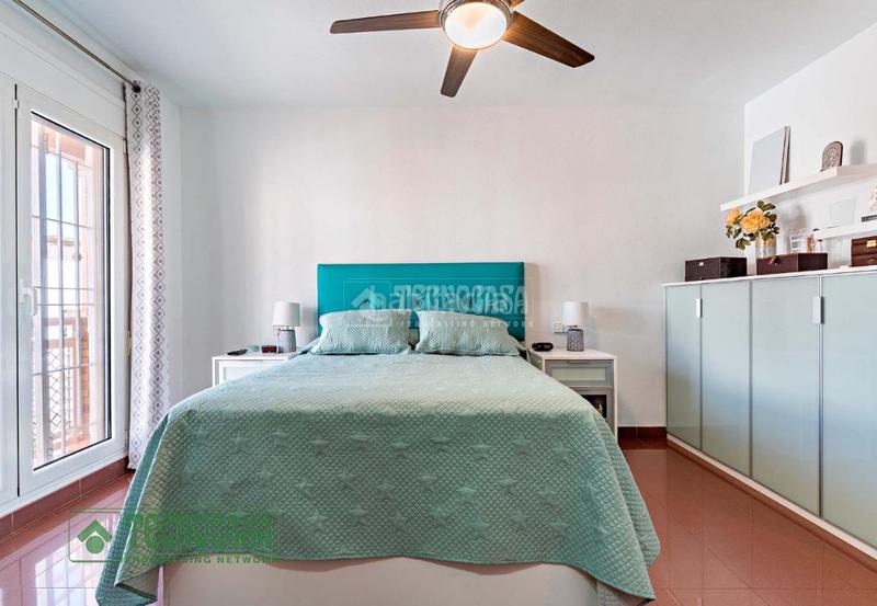 Foto 6ba039f3-919d-4b43-8db0-7b911c4484af. Maison jumelée avec parking dans Aguadulce Sur Roquetas de Mar