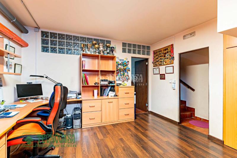 Foto 93c9bdd6-f50c-40ea-9935-9112df908783. Maison jumelée avec parking dans Aguadulce Sur Roquetas de Mar