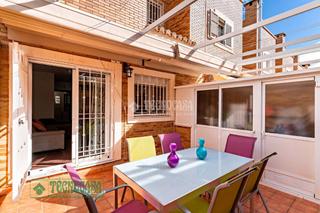 Maison jumelée à Aguadulce Sur. Casa en venta en roquetas de mar  aguadulce