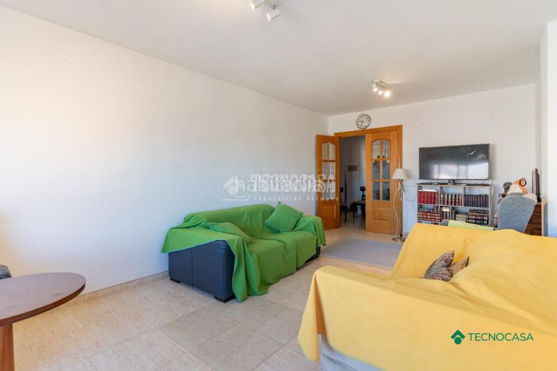 Foto 301c2f89-fa79-483b-b634-d64809125d02. Pis a El Puerto Roquetas de Mar