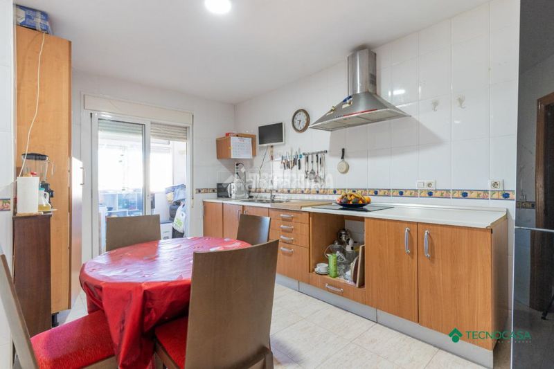 Foto 51f7ad00-02d8-444f-b200-c71148f2ffb0. Pis a El Puerto Roquetas de Mar